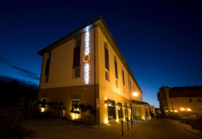  Hotel Centrum  Квидзын